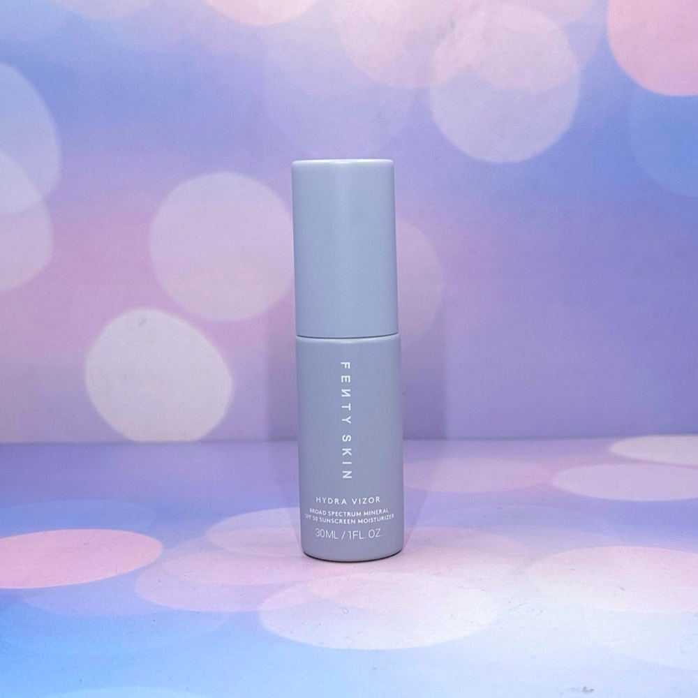 Fenty Hydra Vizor Broad Spectrum Mineral SPF Sunscreen Moisturizer (1 oz)